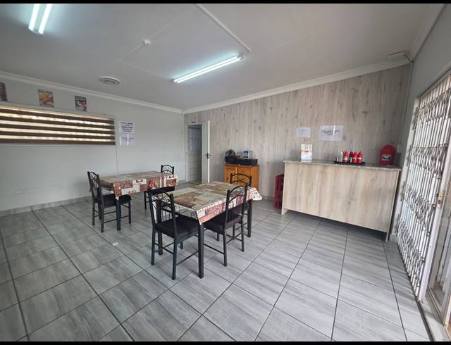 1,502M² RESTAURANT FOR SALE IN VAALPARK